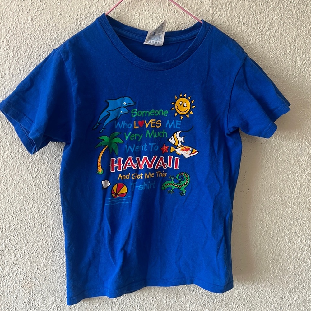 Vintage Someone Who Loves Me Hawaii Shirt